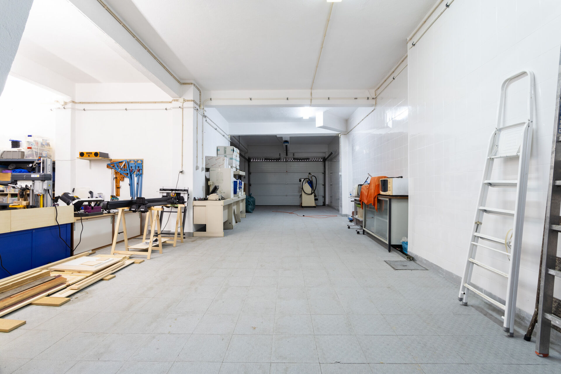 Armazém + T1 independente em Campo de Ourique