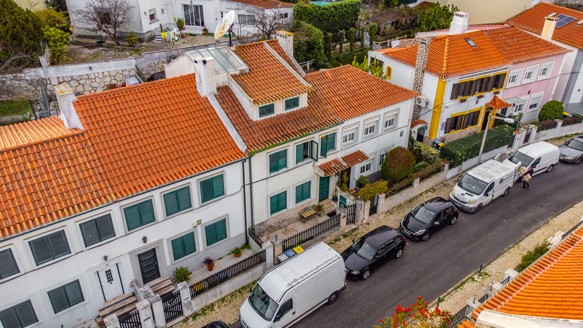 Moradia T4 com 2 Suites, Terraço e Logradouro na Penha de França