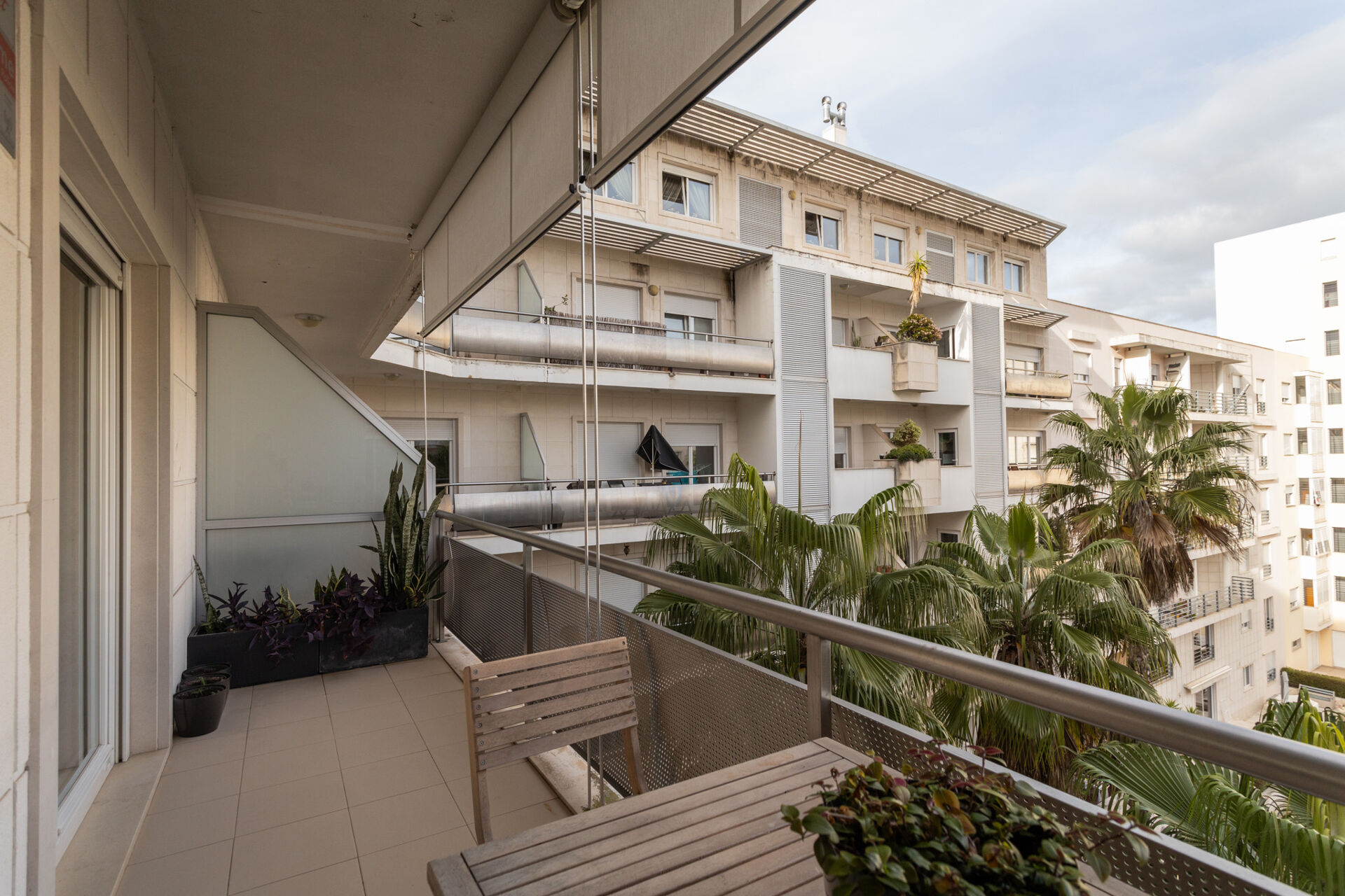 Viva o Luxo na Alma de Lisboa: Apartamento Exclusivo com Conforto e Elegância