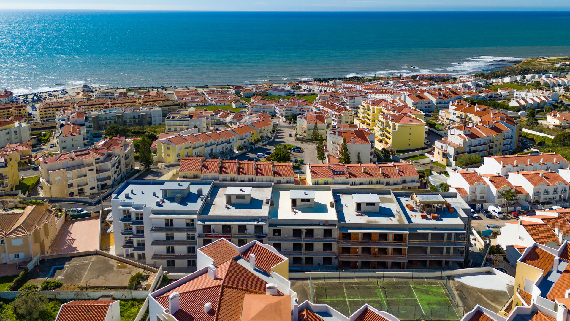 Apartamento T2 na Ericeira: Elegância e Conforto