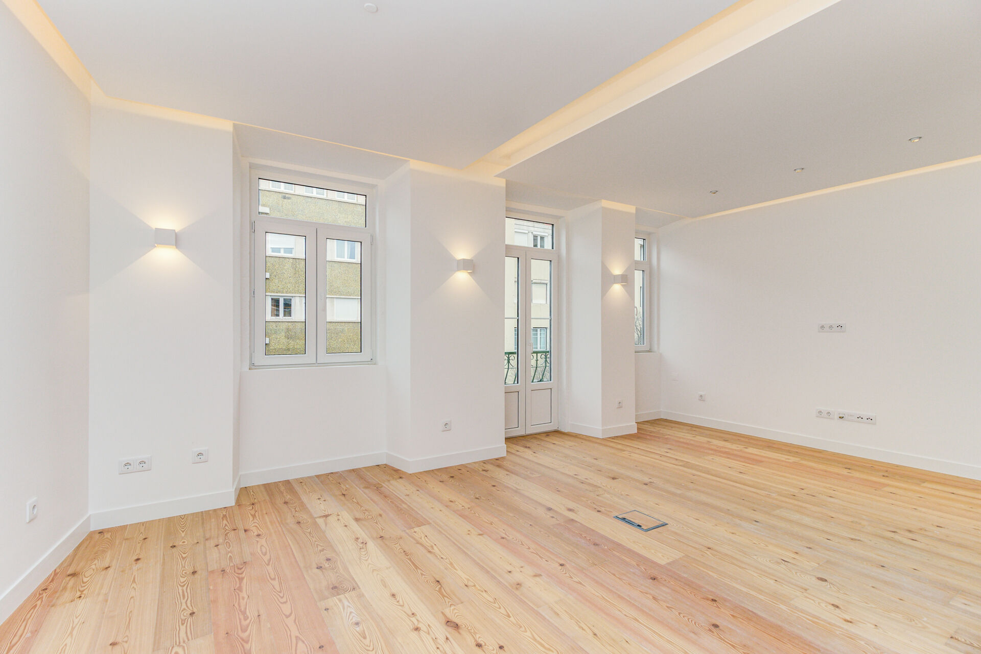 Apartamento Remodelado com 4 suites junto ao Jardim Constantino