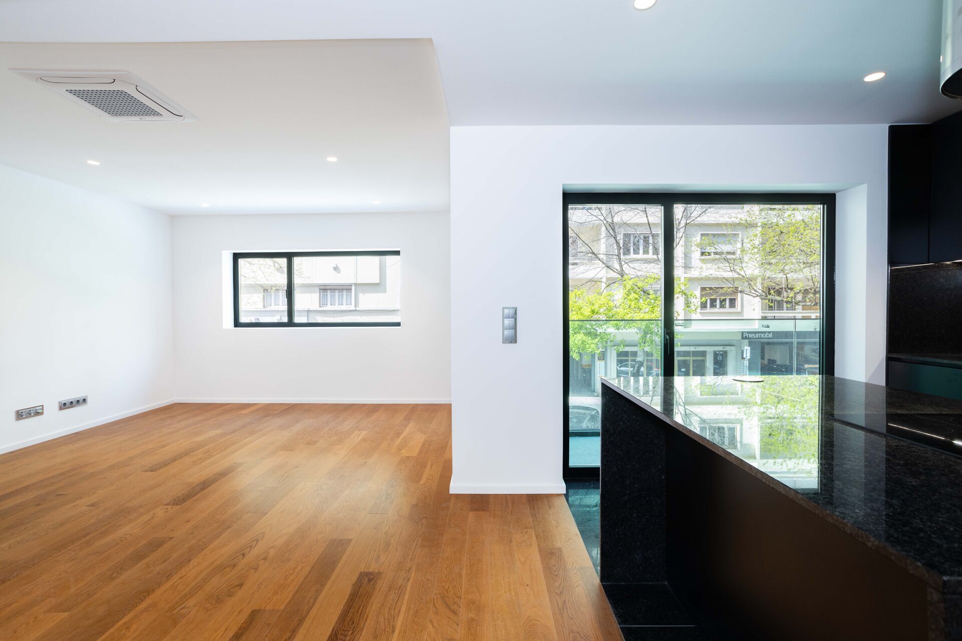 Luxo Contemporâneo: Apartamento Exclusivo na Zona Mais Desejada de Lisboa!