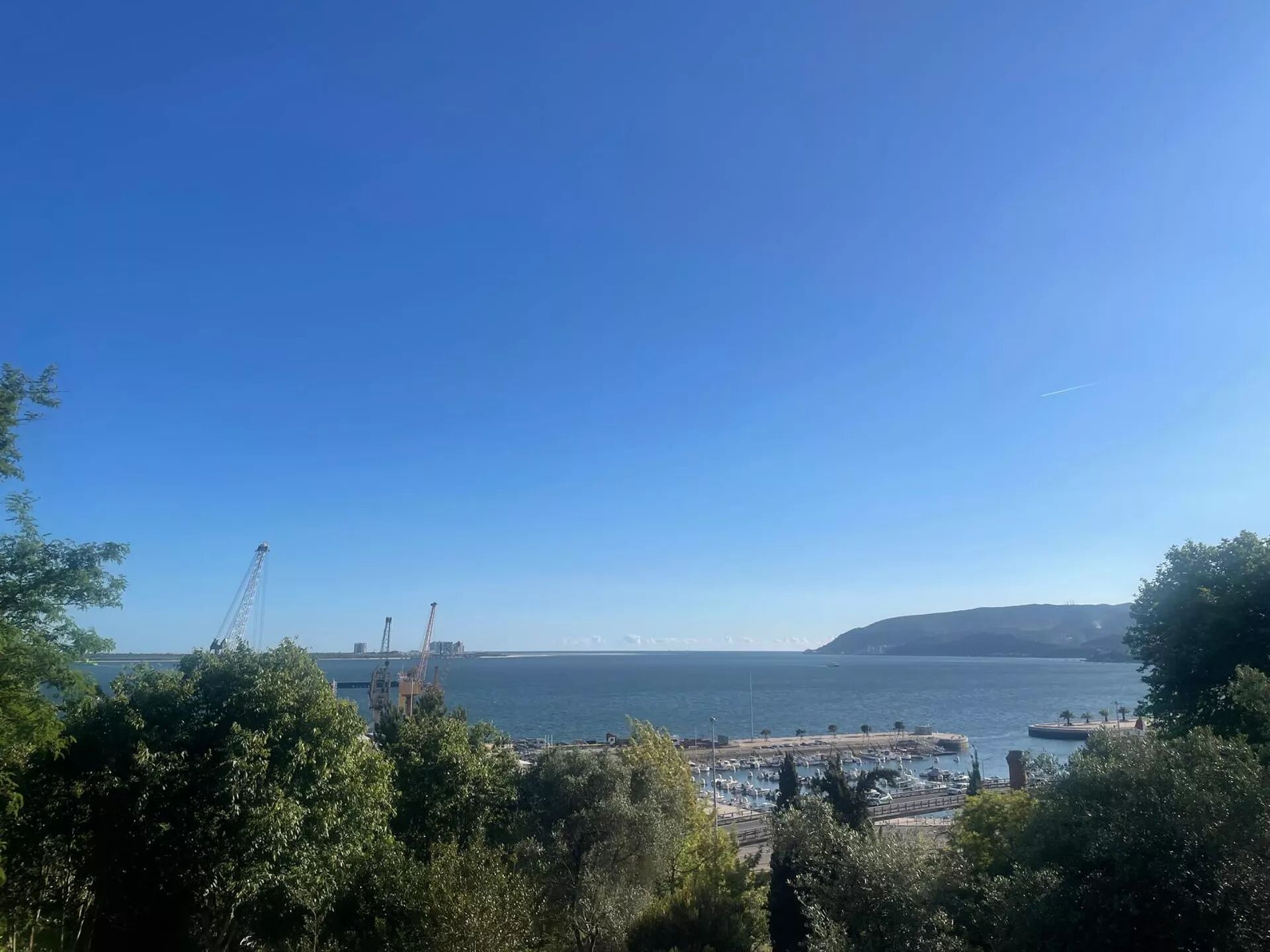 Apartamento T4 - Setúbal 
