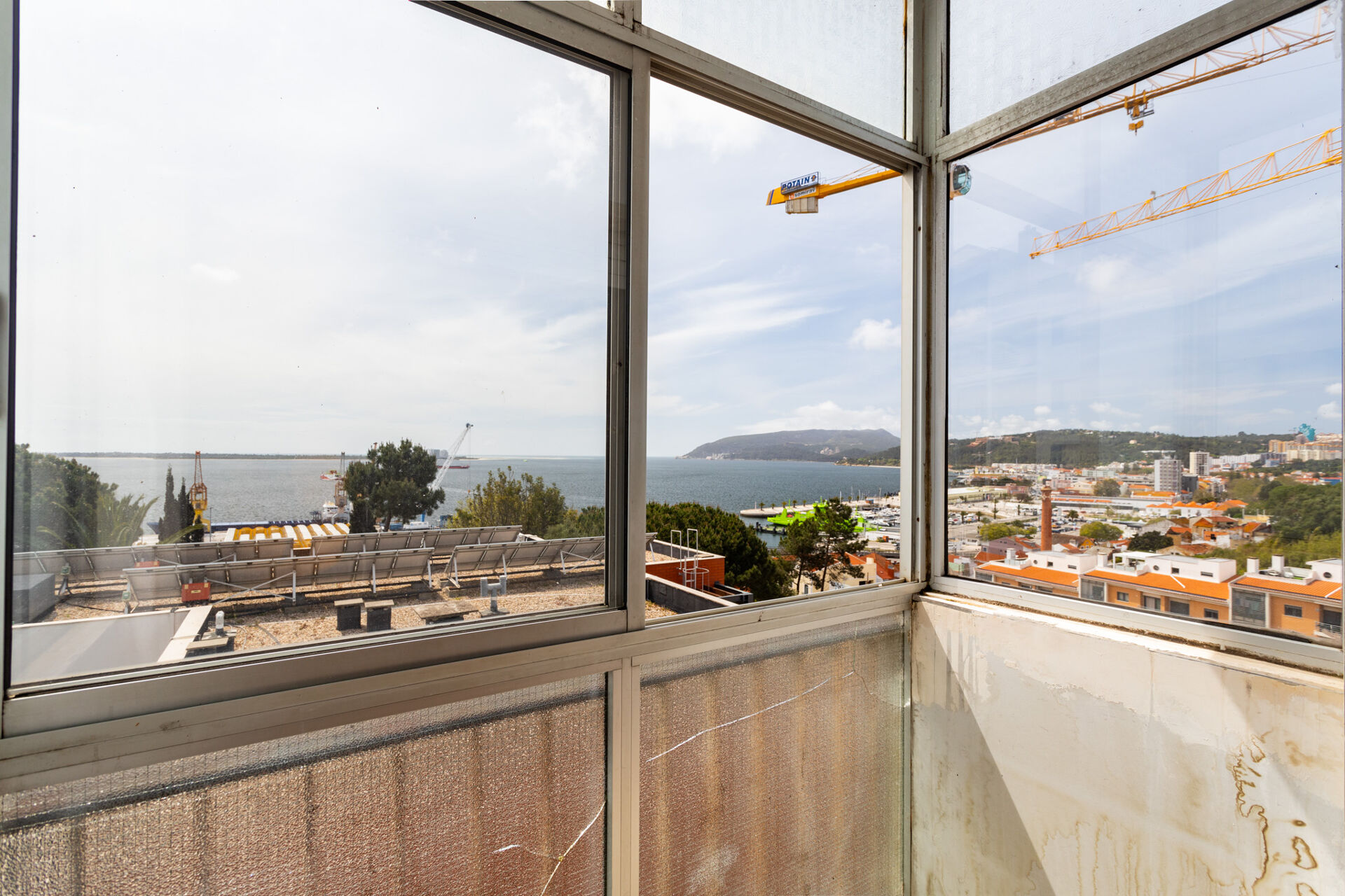 Apartamento T4 - Setúbal
