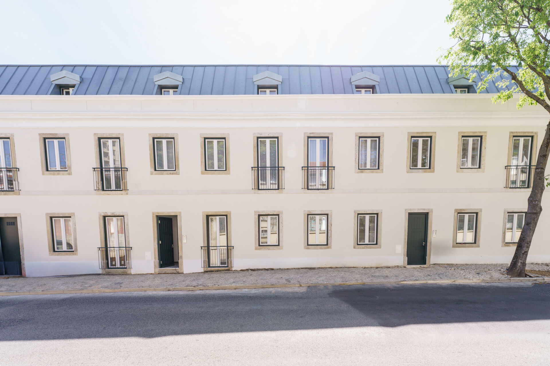 T1 Duplex de Charme em São Vicente: História e Modernidade no Coração de Lisboa