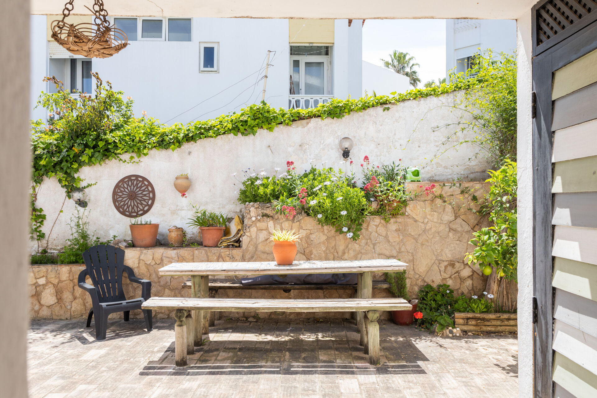 Moradia de Sonho com Piscina, Jardim e Terraço a 5 minutos da praia! Ideal para Famílias!