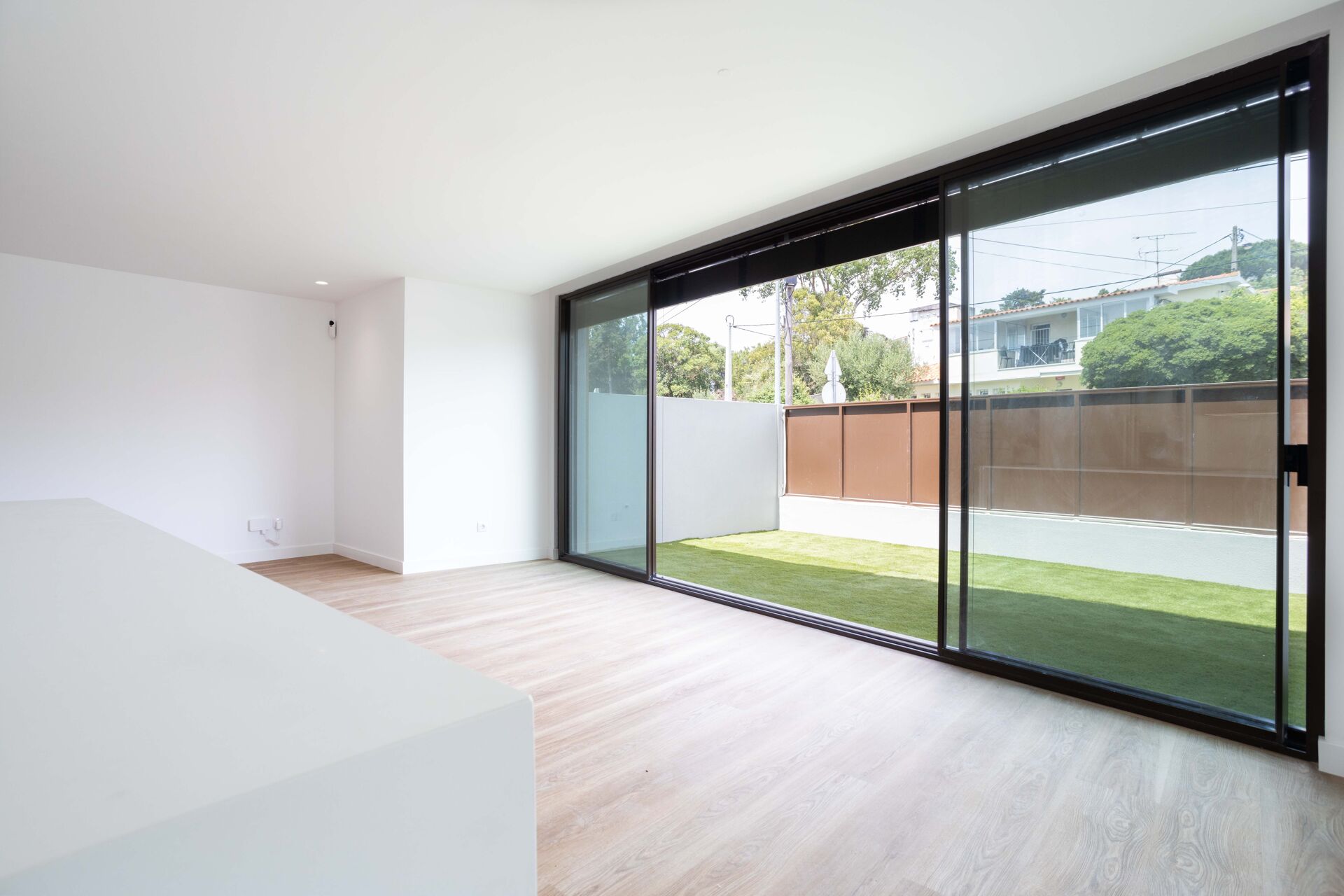 Luxuosa Moradia com piscina em Bicesse