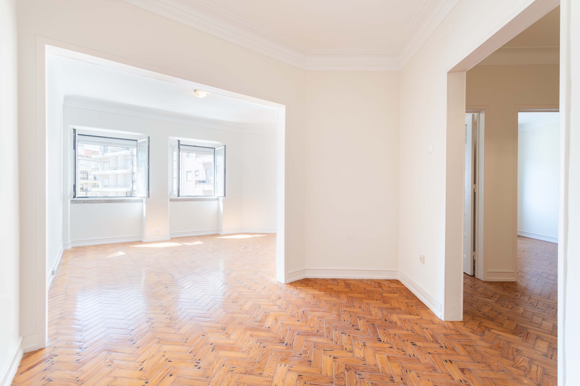 Apartamento T2 na Praça Paiva Couceiro