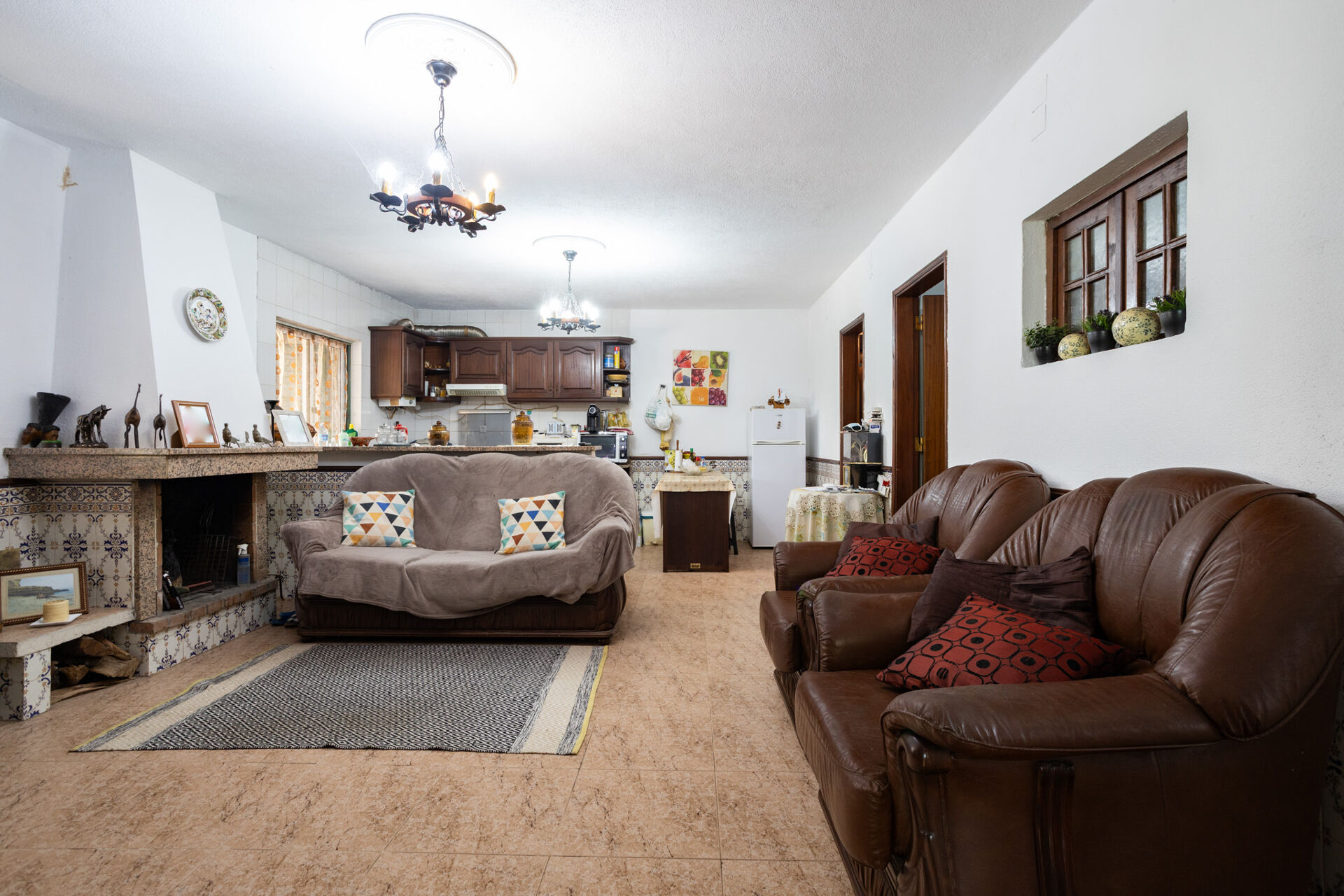 Um Refúgio Tranquilo à Porta da Cidade - Moradia para remodelação na Sobreda