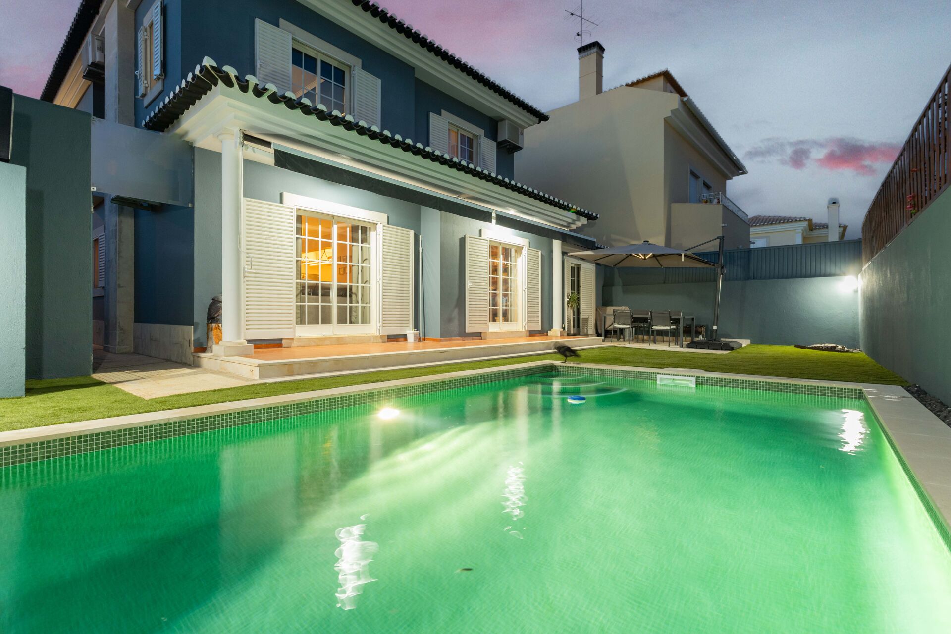 Moradia Isolada de Luxo em Murches - Espaço e Elegância a Minutos de Cascais!