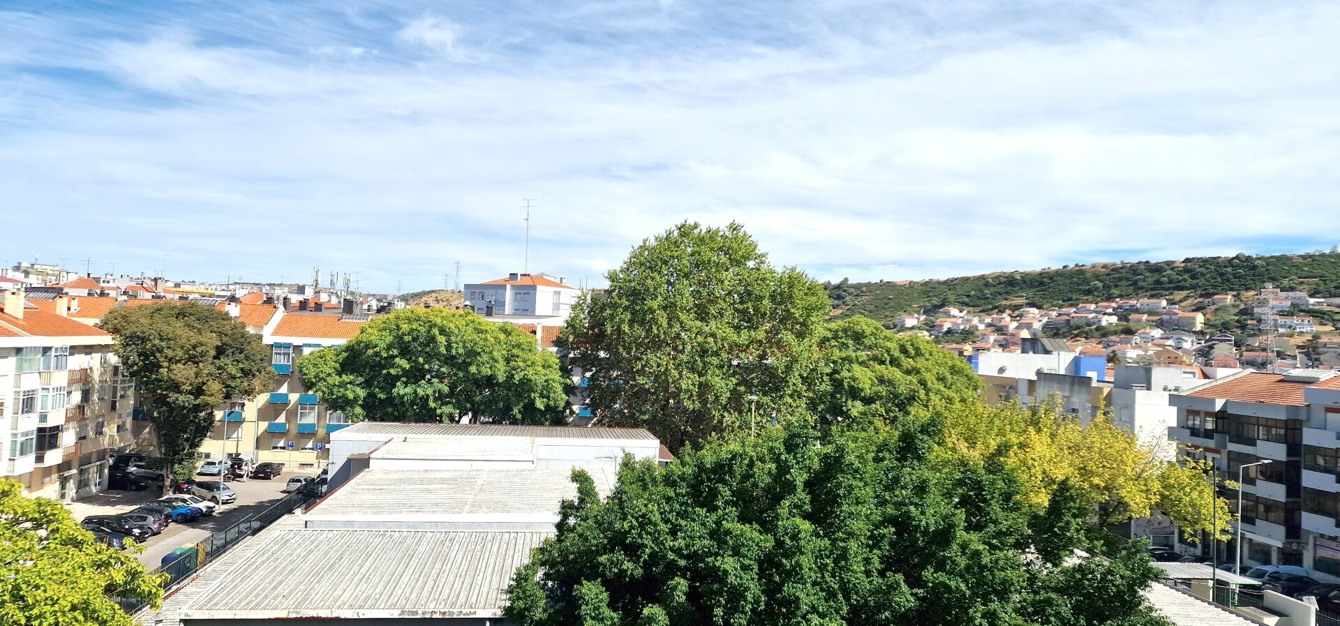 Oportunidade Única T3 Moderno e Remodelado Perto da Escola Rainha Santa!