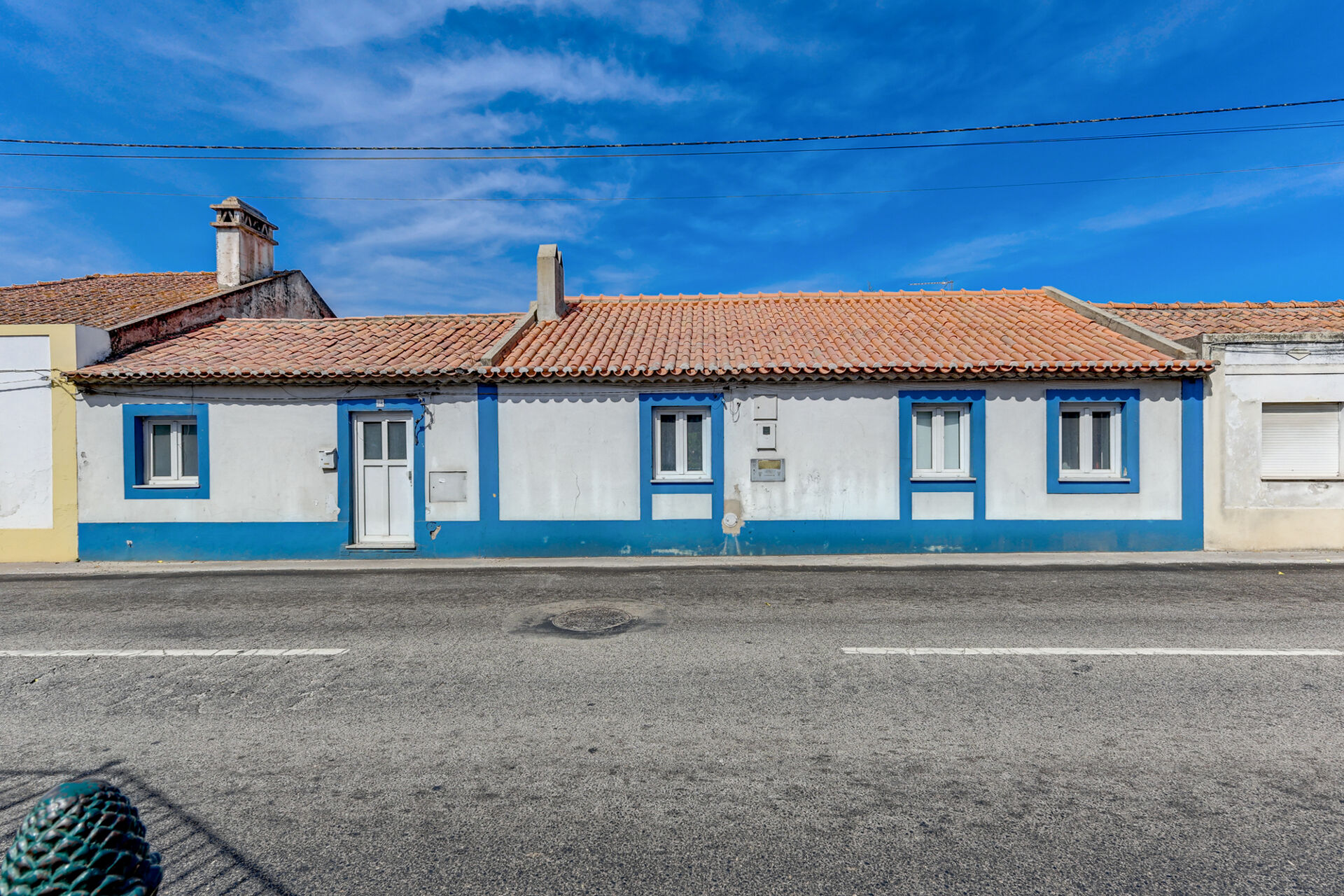 Encantadora Moradia T5 na Chamusca: Conforto, Tranquilidade e Potencial de Investimento no Ribatejo
