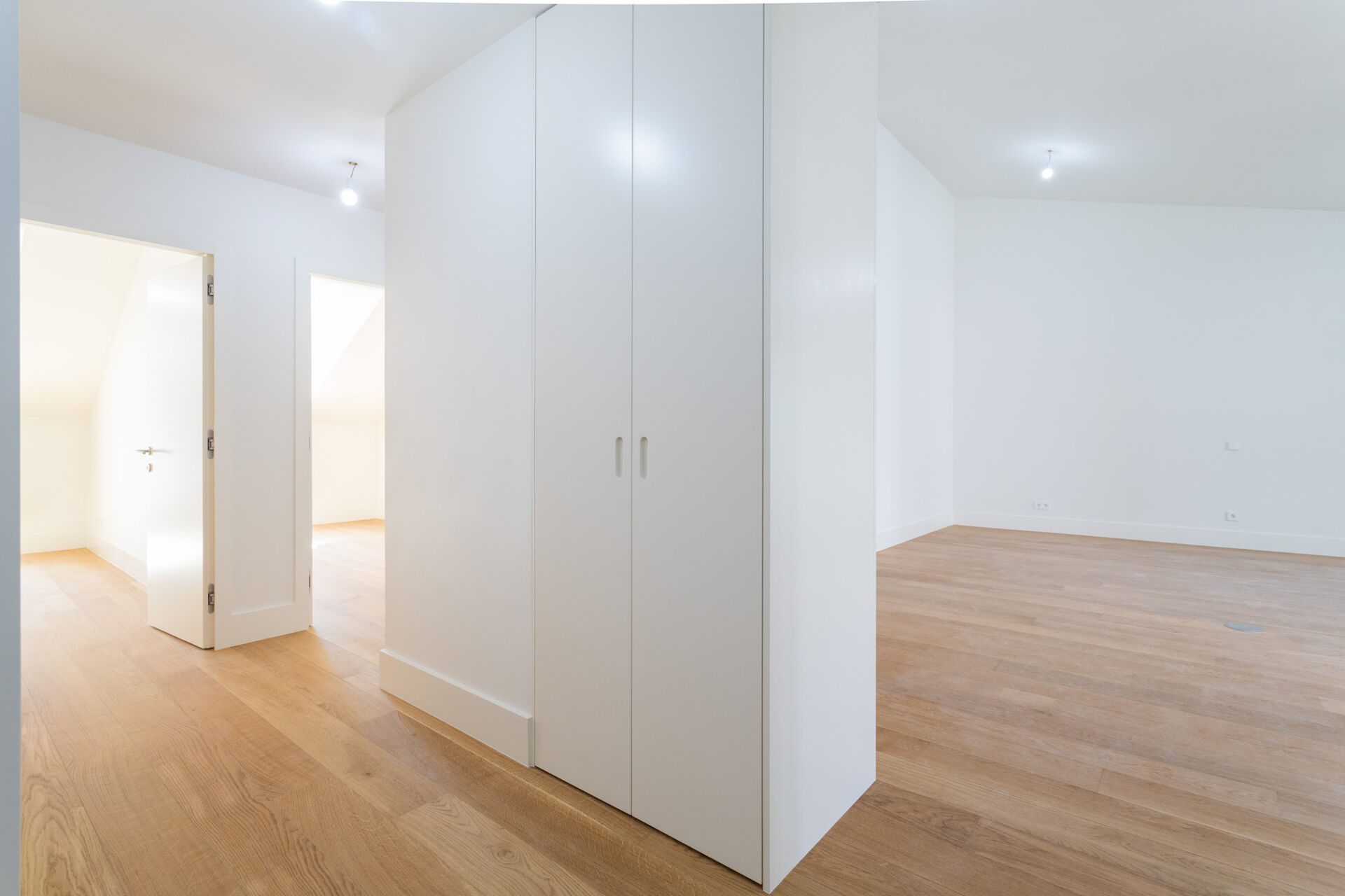 APARTAMENTOS DE LUXO, A 3 MINUTOS DA AV. DA LIBERDADE