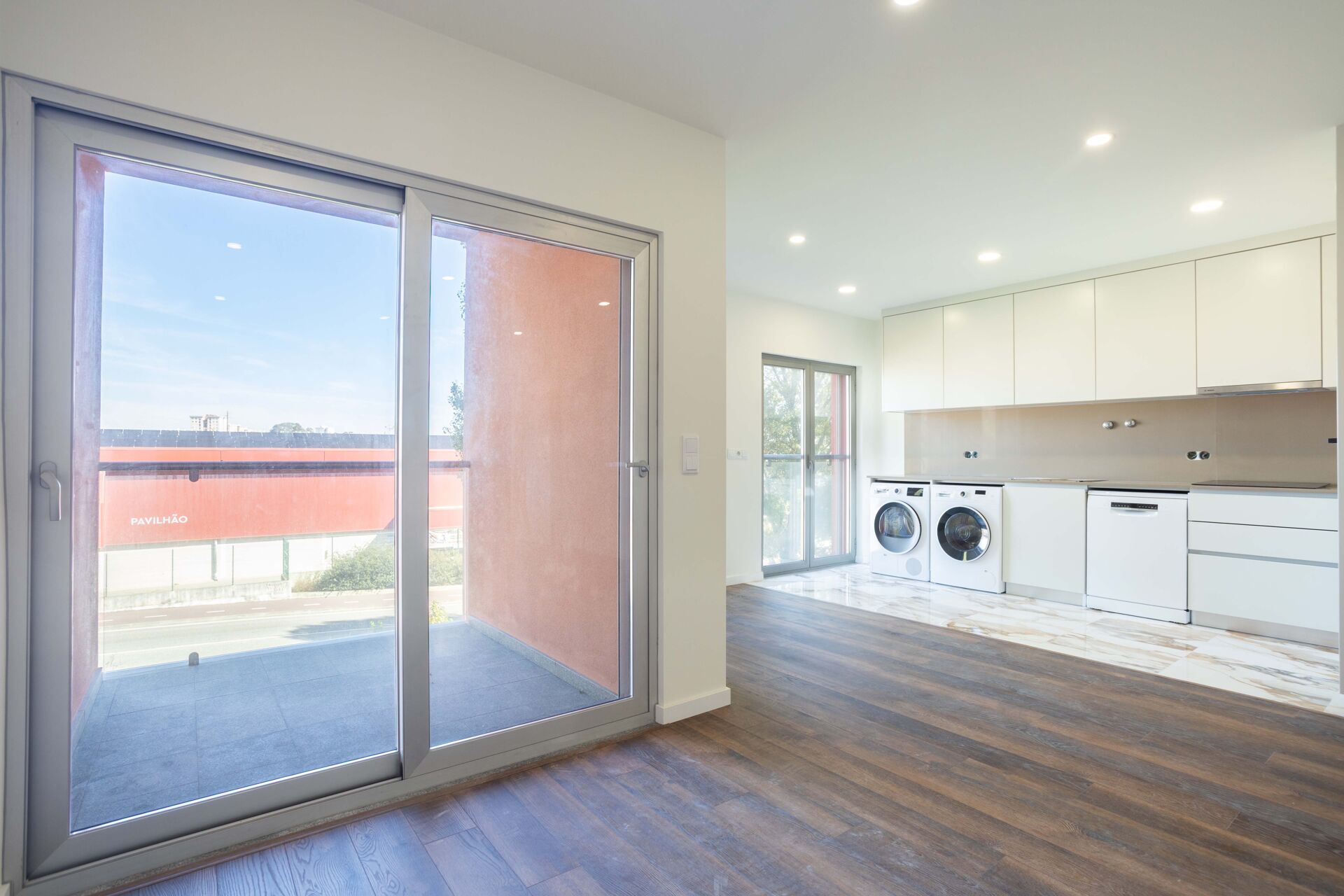 Apartamento T2, em Ouressa - Mem Martins