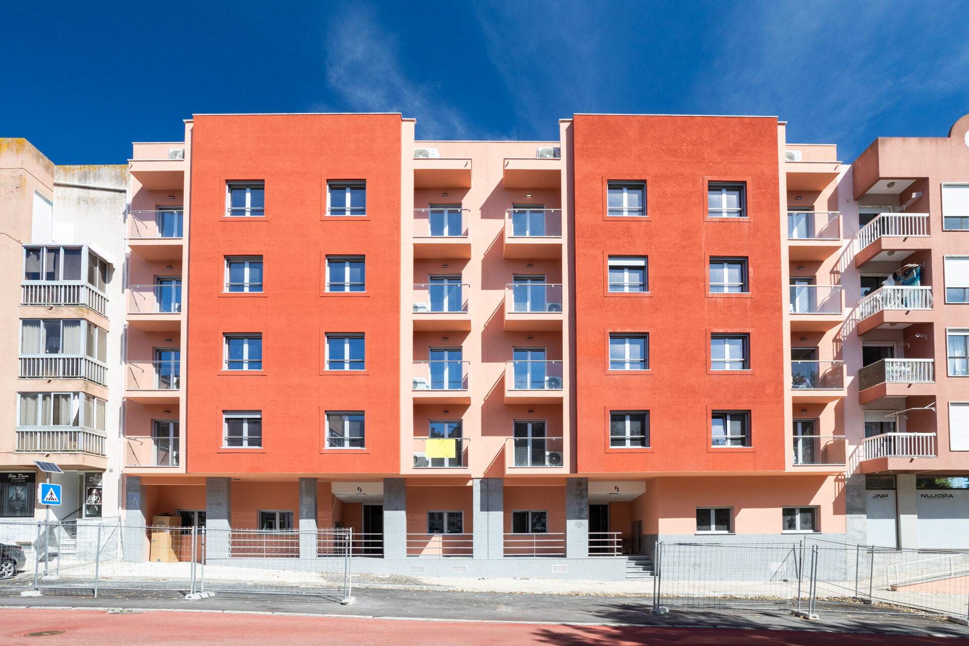 Apartamento T2, em Ouressa - Mem Martins