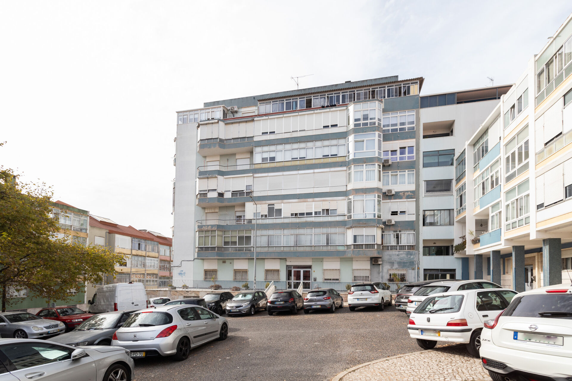 Apartamento T2 com vista e excelentes varandas