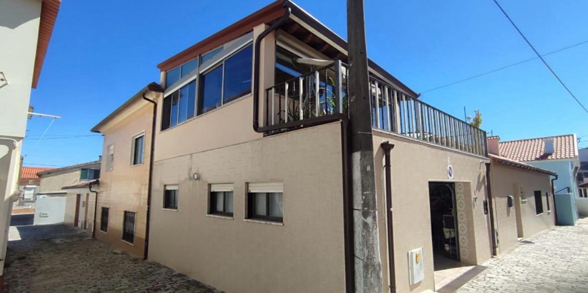 Moradia Isolada com Alto Potencial de Investimento na Cova da Gala - Oportunidade Imperdível!
