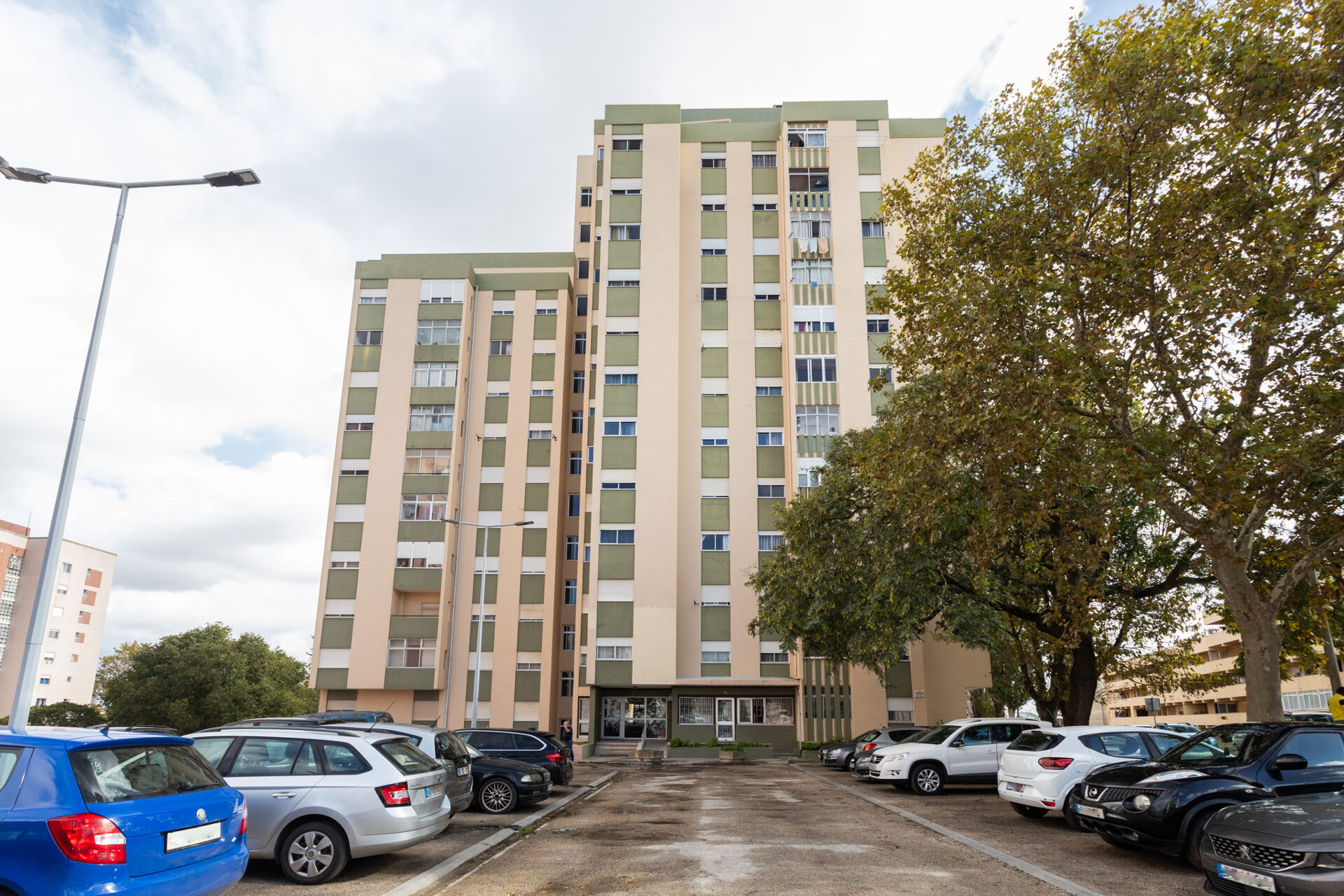 Oportunidade Única de Investimento em Setúbal: Habitação Luminoso e Funcional para Toda a Família!