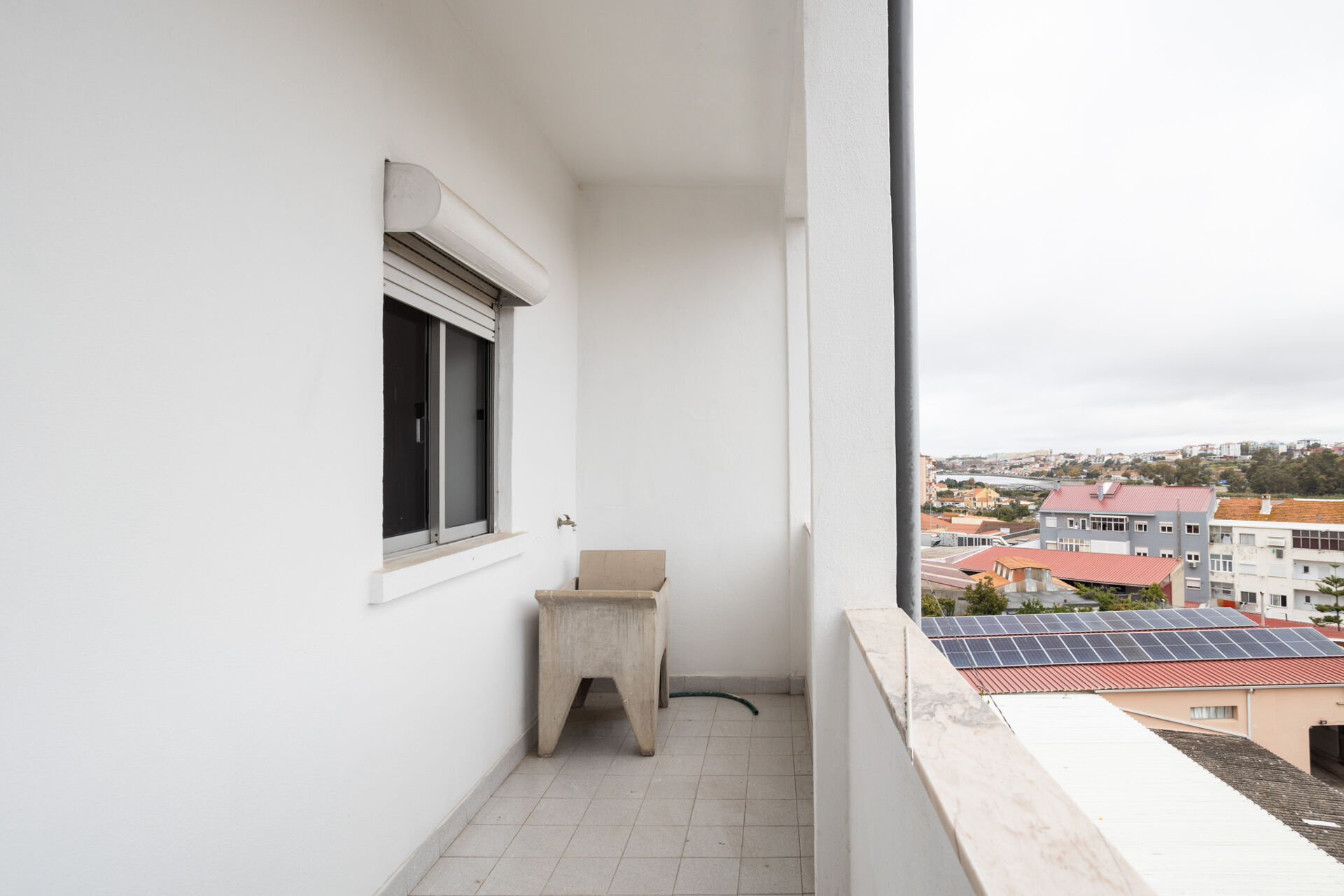 Apartamento T2+1 em Amora com sotão