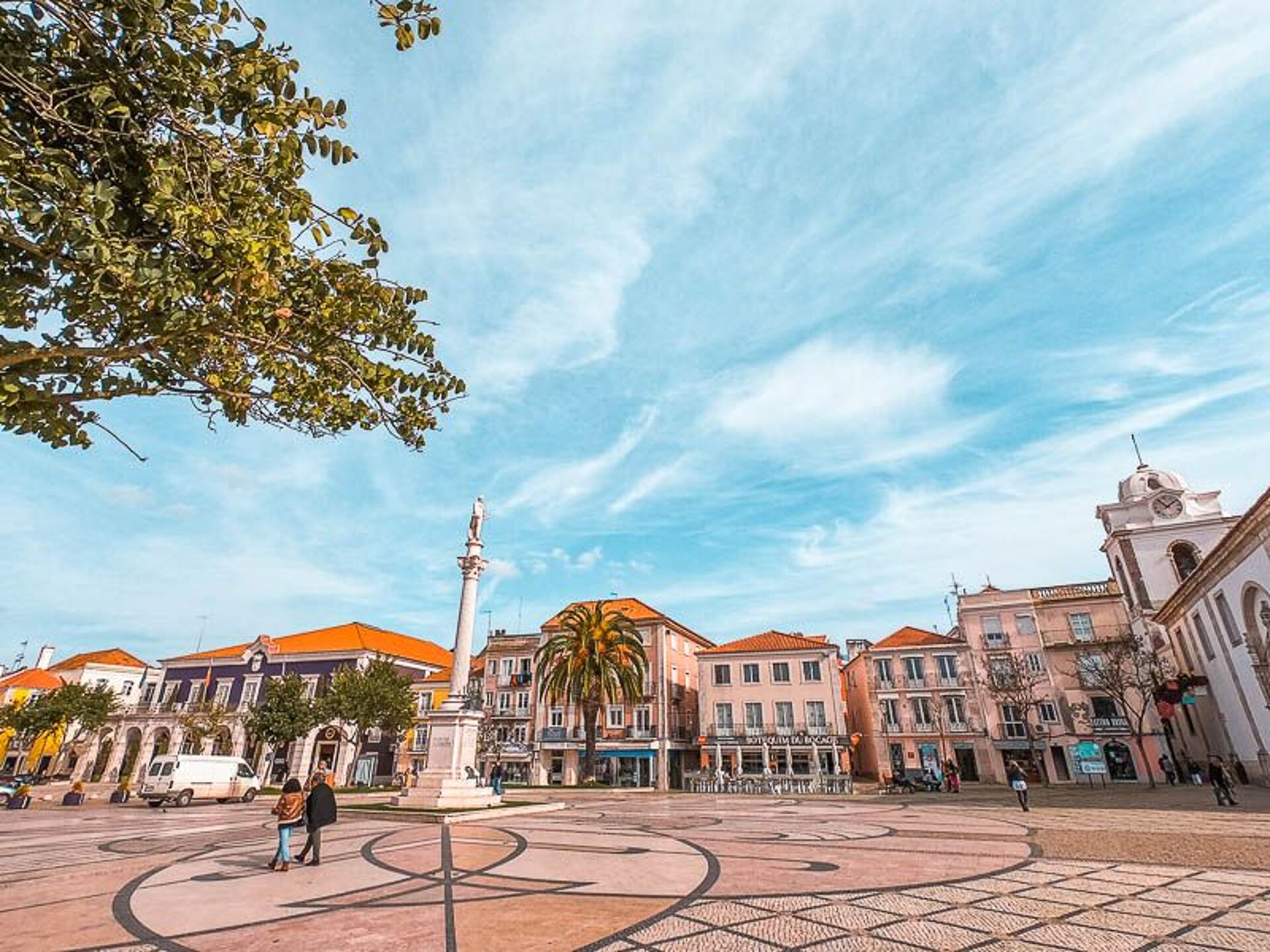 Venda de prédio histórico com projeto aprovado no centro histórico de Setúbal