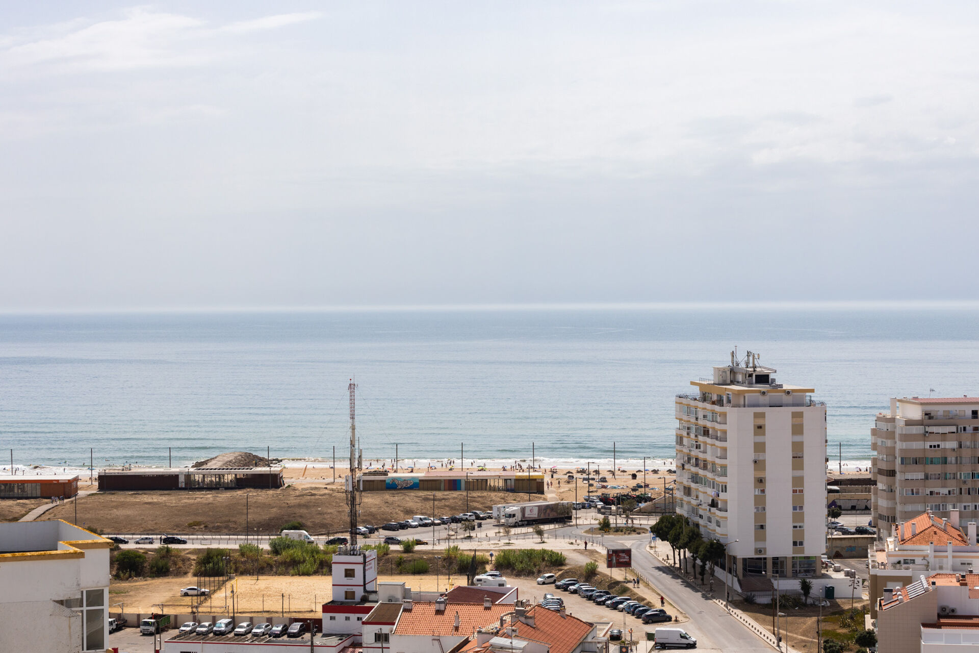 Estúdio Encantador com Vista Deslumbrante para o Mar na Torre das Argolas!