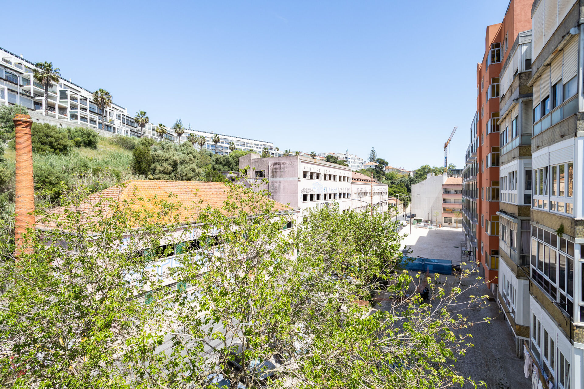 Apartamento T2 ARRENDADO, no Dafundo