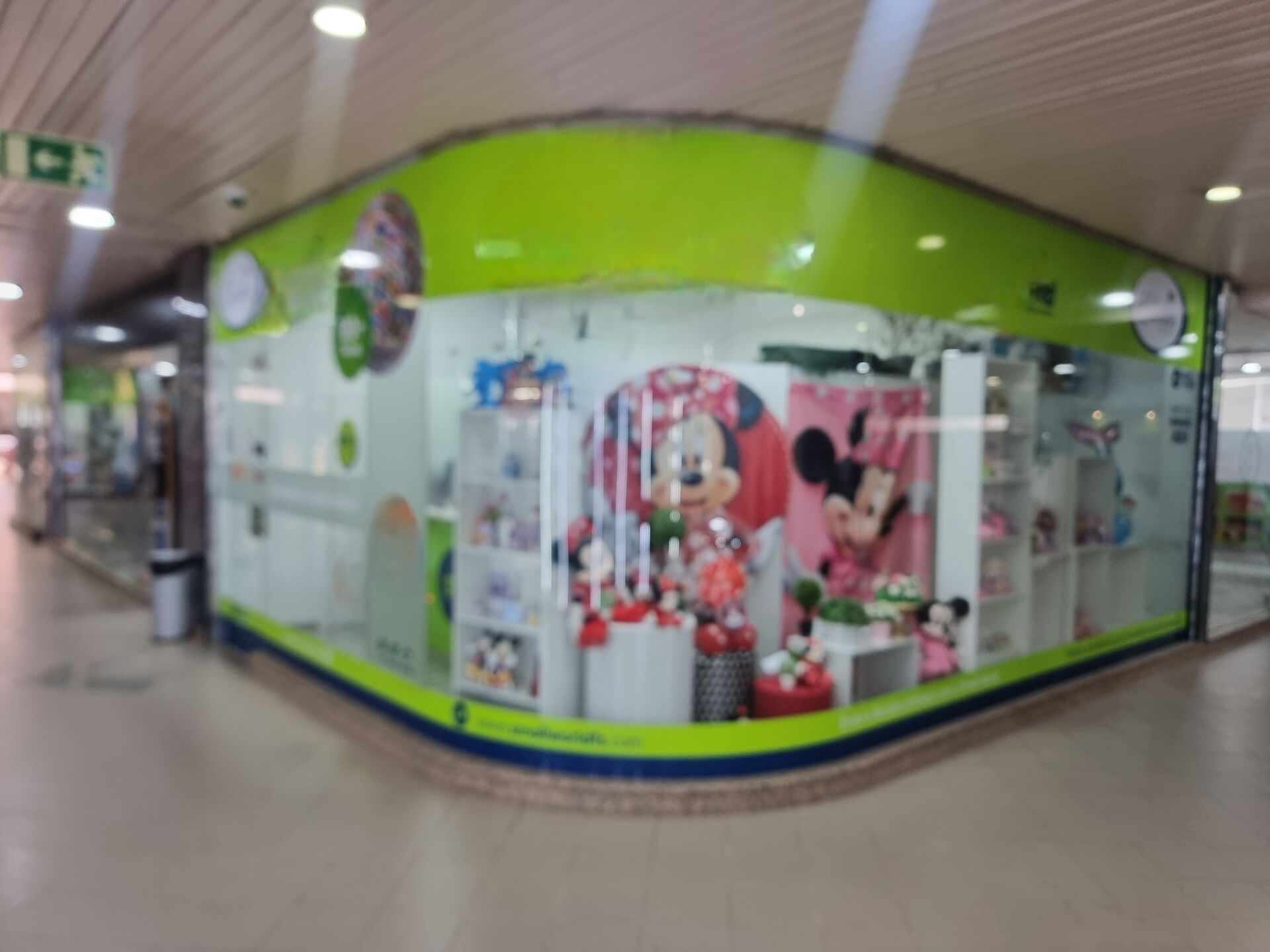 Loja em Massamá